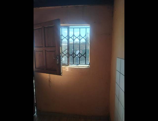 2 BEDROOM HOUSE FOR SALE IN PALM RIDGE